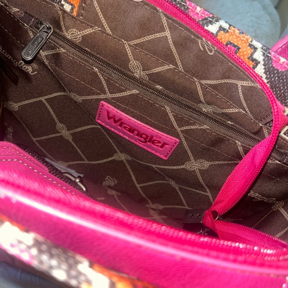 Wrangler crossbody canvas mini tote bag - Picture 2 of 6